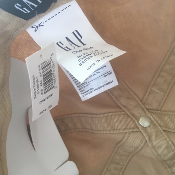 NWT Gap Cotton Cap Adjustable Size Color: Tan - Picture 6 of 7